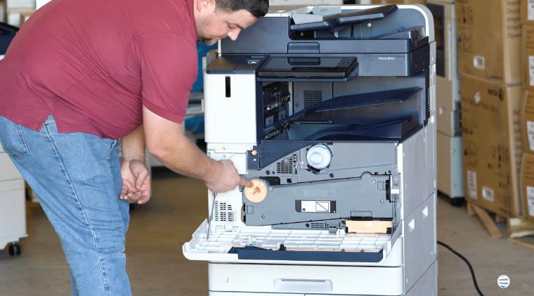 How to Replace Drum on Xerox AltaLink B8200_Step 1