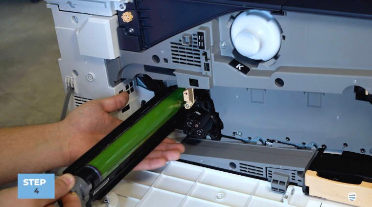 How to Replace Drum on Xerox AltaLink B8200_Step 4