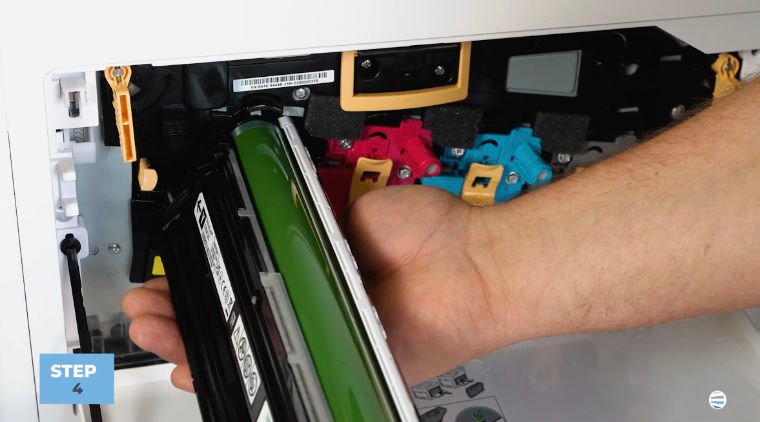 How to Replace Drum on Xerox VersaLink C500 or C505_Step 4
